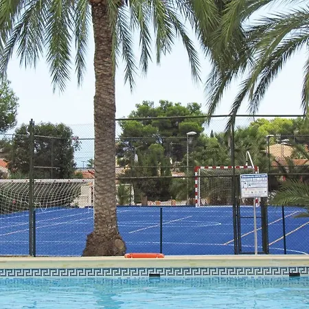 Awesome In With 2 Bedrooms, Wifi And Outdoor Swimming Pool