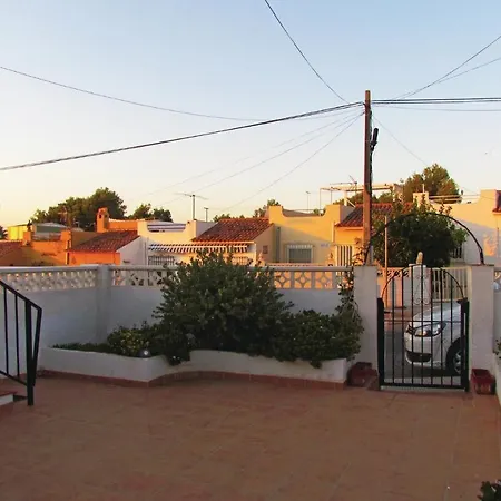 Awesome In With 2 Bedrooms, Wifi And Outdoor Swimming Pool La Nucia