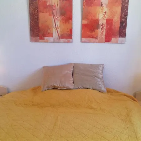 Awesome In With 2 Bedrooms, Wifi And Outdoor Swimming Pool *